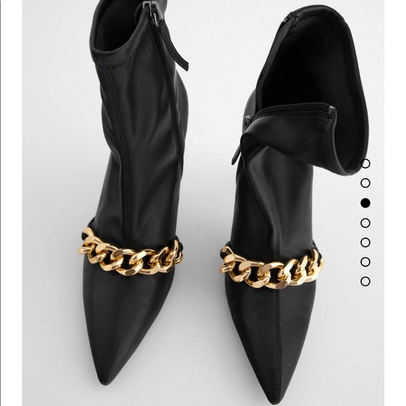 ZARA BLOGGERS FAVORITE BOOTS - Picture 3 of 13